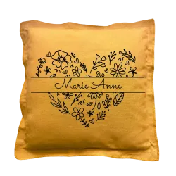 Coussin carré moutarde personnalisé : Prénom Cœur