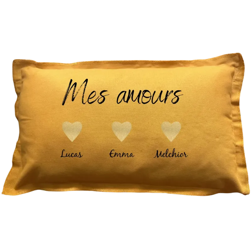 Coussin rectangulaire moutarde personnalisé famille : Mes Amours