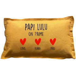 Coussin rectangulaire moutarde personnalisé famille : Papi ... on t'aime