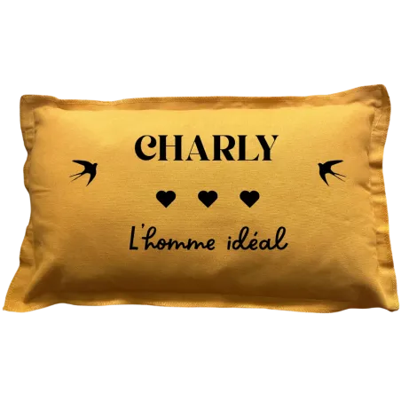 Coussin rectangulaire moutarde personnalisé mariage : Homme idéal