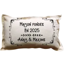 Coussin rectangulaire beige personnalisé mariage : Maison fondée en ...