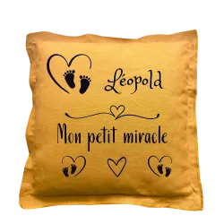Coussin carré moutarde personnalisé naissance : Mon petit miracle