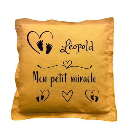 Coussin carré moutarde personnalisé naissance : Mon petit miracle