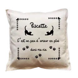 Coussin carré beige personnalisé Chat : C’est un peu d’amour en plus dans ma vie