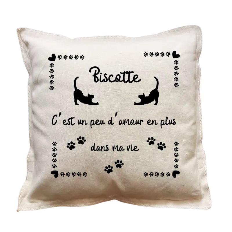 Coussin carré beige personnalisé Chat : C’est un peu d’amour en plus dans ma vie
