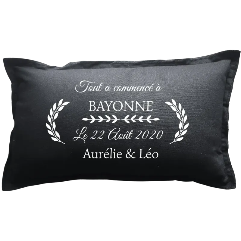 Coussin rectangulaire noir personnalisé mariage : Tout a commencé à ...