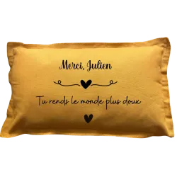 Coussin rectangulaire moutarde personnalisé : Merci, Prénom ...